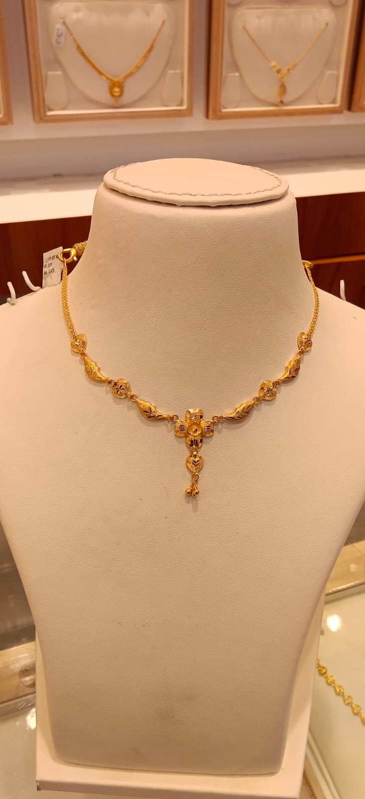 Neckles 